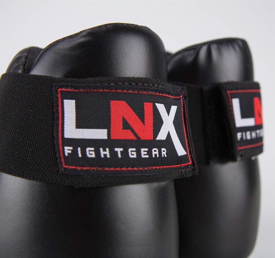 LNX Fußschützer Performance Pro schwarz (001) XS