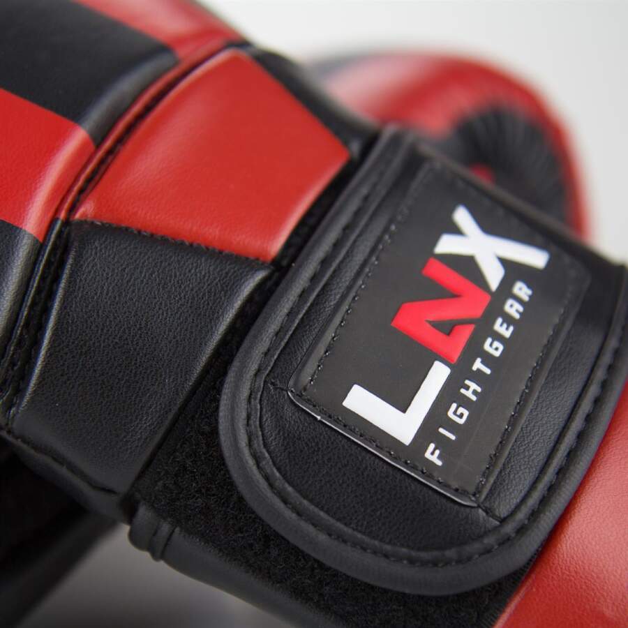 LNX Boxhandschuhe Stealth schwarz/rot (001) 10 Oz